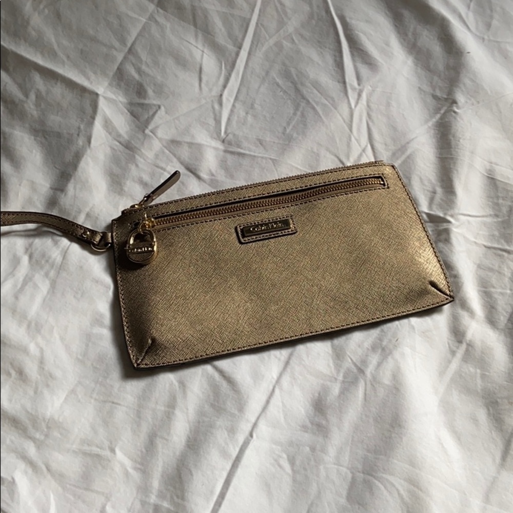 NWOT Calvin Klein Clutch